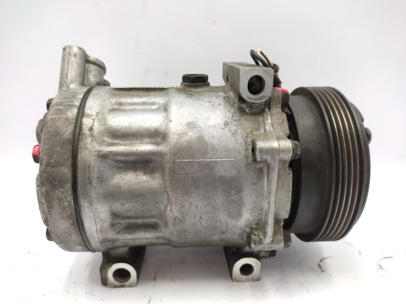 Recambio de compresor aire acondicionado para renault twingo (co6) 1.2 pack referencia OEM IAM 7700106069 SD7V161152B 