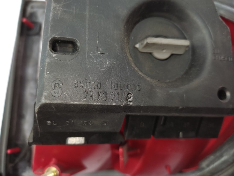 Piloto Trasero Izquierdo 296321  - Audi 80 (82/83/84) 1.3 4