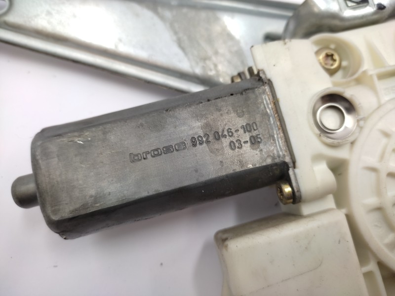 Elevalunas Trasero Izquierdo 6984005100  - Toyota Avensis Berlina (t25) 2.0 D-cat 5