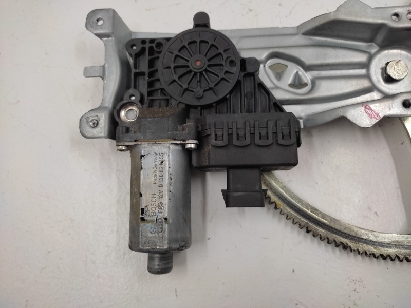 Elevalunas Delantero Derecho 13132435 0130821455  - Opel Zafira B 1.9 Cdti 5