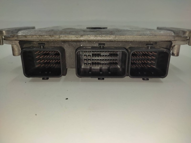 Centralita Motor Uce 9646217180 0281010962  - Citroën Xsara Berlina 2.0 Hdi/80kw/aut.exclusive 4
