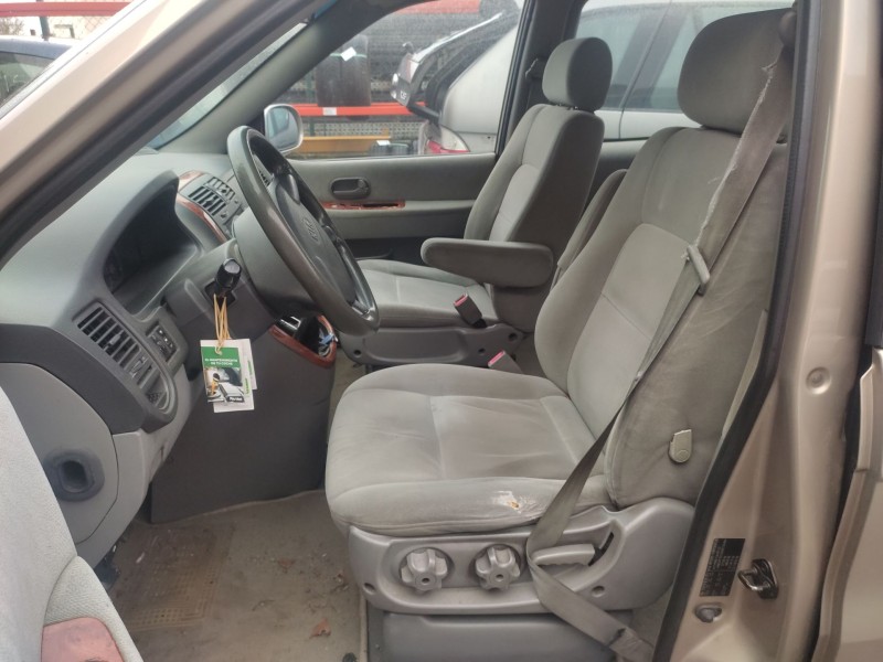 kia carnival ii (gq) del año 2005