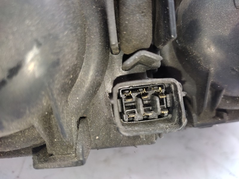 Faro Izquierdo Gg3e510l0a  - Mazda 626 Berlina (gf) 2.0i Glx 3