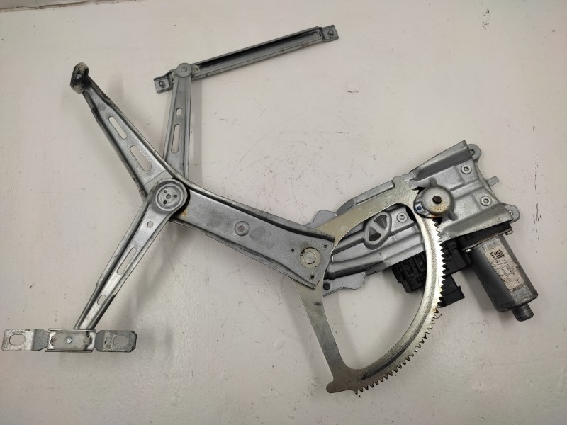 Elevalunas Delantero Derecho 13132435 0130821455  - Opel Zafira B 1.9 Cdti 7
