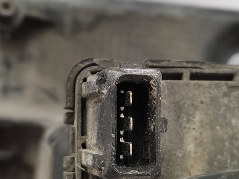 Recambio de faro izquierdo para jeep gr.cherokee (wj/wg) 4.0 laredo referencia OEM IAM   