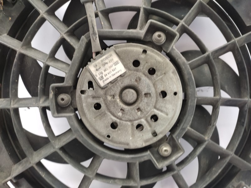 Electroventilador 24431827 0130303247  - Opel Zafira A Sport 5