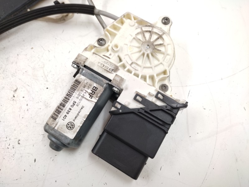 Elevalunas Trasero Izquierdo 5p0839401 1k0959703b  - Seat Altea (5p1) 1.9 Tdi 3