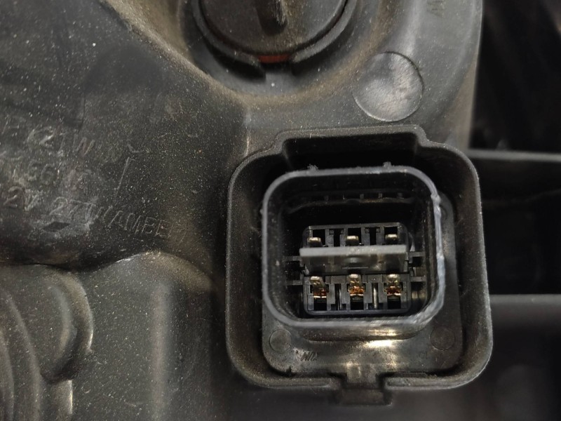 Faro Izquierdo 921032e020  - Hyundai Tucson (jm) 2.0 Crdi Comfort (4wd) 3