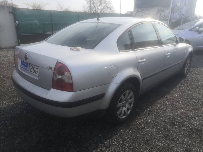 volkswagen passat berlina (3b3) del año 2002
