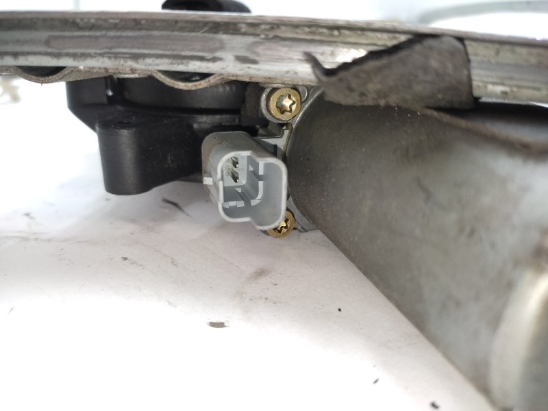 Elevalunas Delantero Izquierdo 9221e5  - Peugeot 206 Berlina 1.1 3