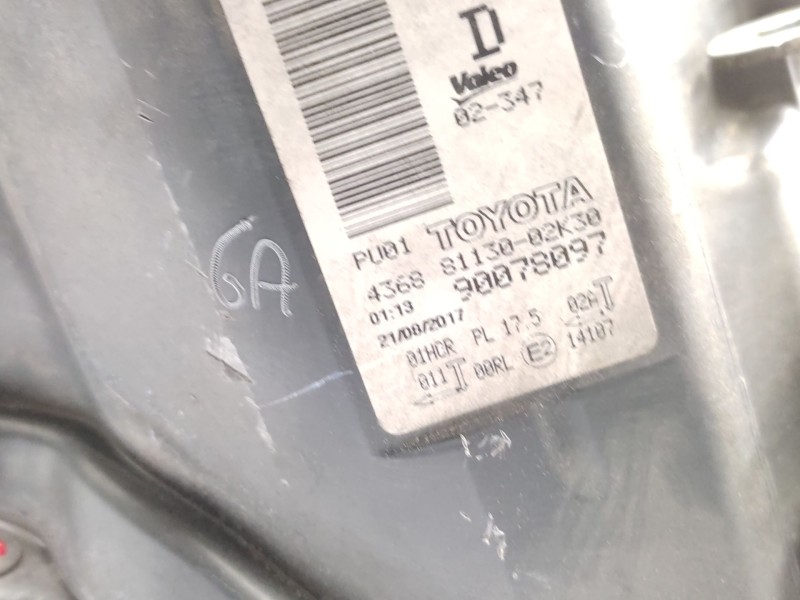 Faro Derecho 8113002k30  - Toyota Auris (_e18_) 1.8 Hybrid (zwe186_) 5