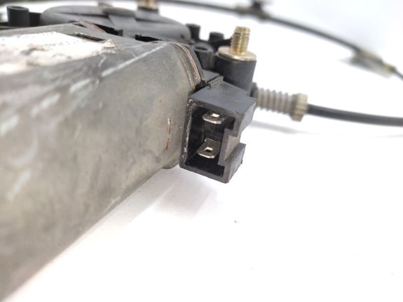 Elevalunas Delantero Derecho 118332  - Peugeot 405 Berlina 1.4 4
