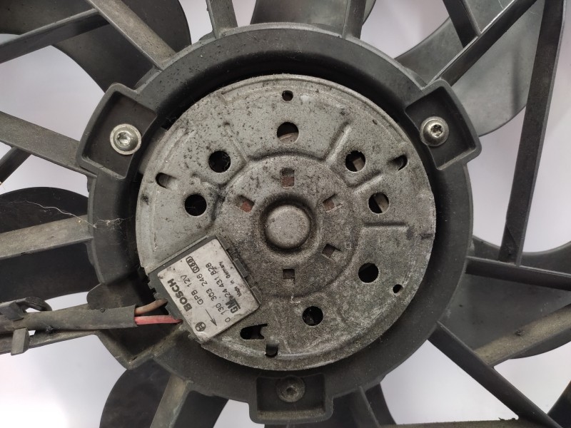 Electroventilador 24431828 0130303246  - Opel Zafira A Elegance 4