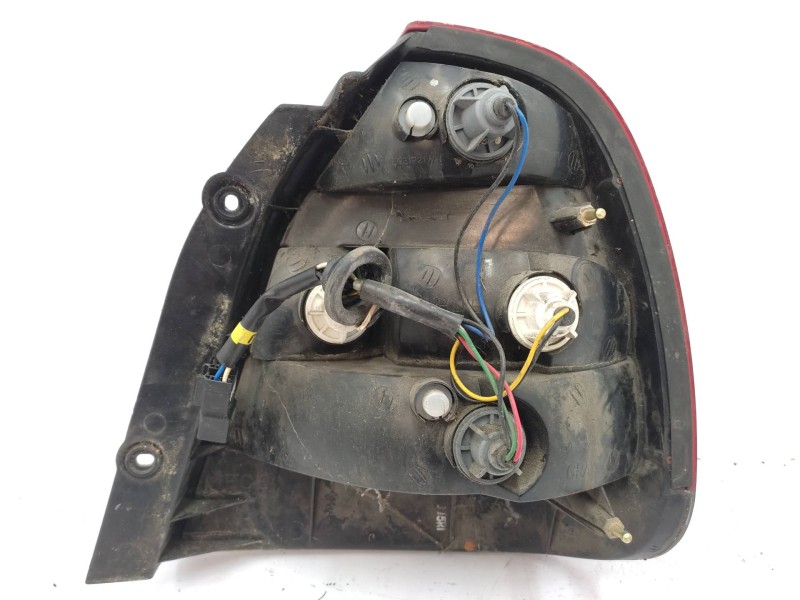 Piloto Trasero Izquierdo 96272035  - Daewoo Nubira Berlina Classic Cdx 2