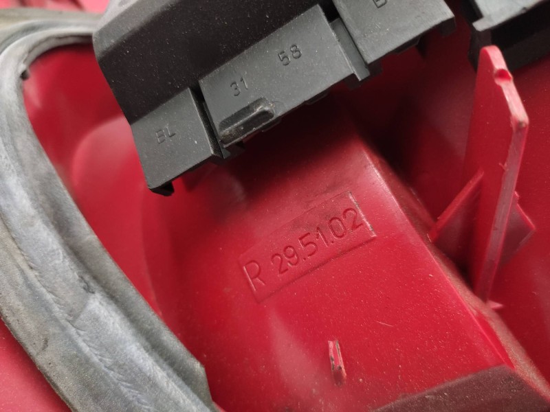 Piloto Trasero Derecho 9el140348021  - Audi 80 (82/83/84) 1.3 4