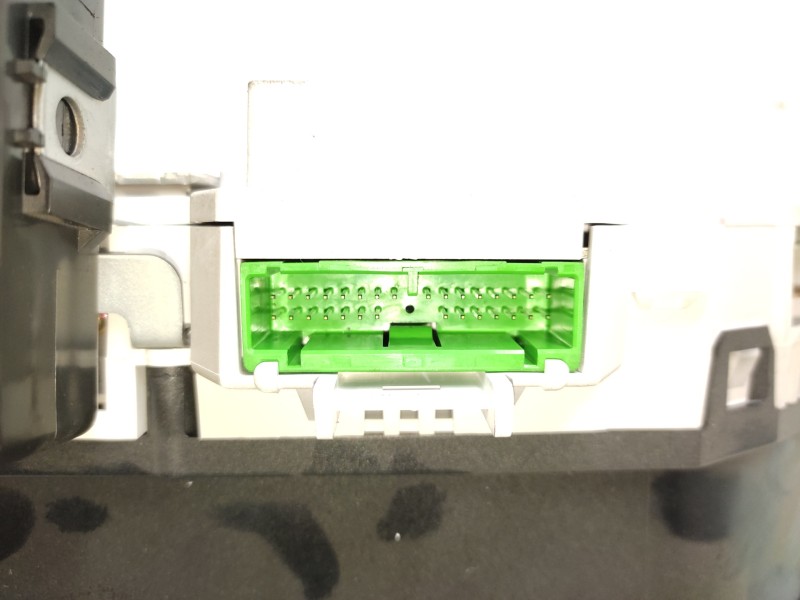 Cuadro Instrumentos 9472519 69294200t  - Volvo V70 Familiar 2.5 Cat 4