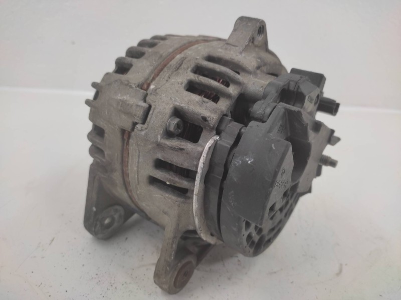 Alternador 8200660025a 0124425070 Bosch - Renault Scenic Iii Authentique 2