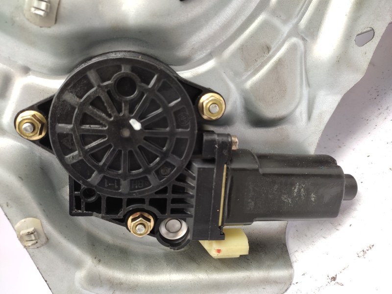 Elevalunas Trasero Derecho 834802d252 834022d210  - Hyundai Elantra (xd) 2.0 Crdi Cat 3