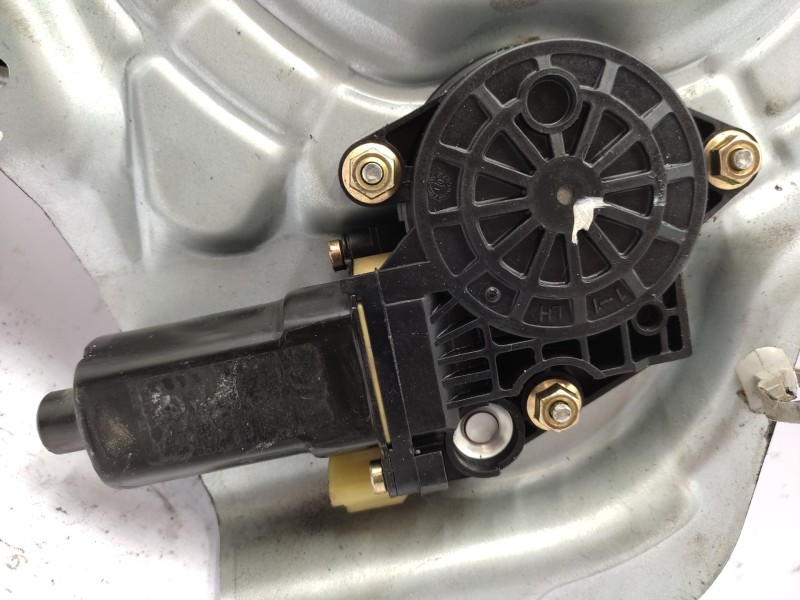 Elevalunas Trasero Izquierdo 834702d252 834012d210  - Hyundai Elantra (xd) 2.0 Crdi Cat 4