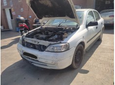 opel astra g berlina del año 2003