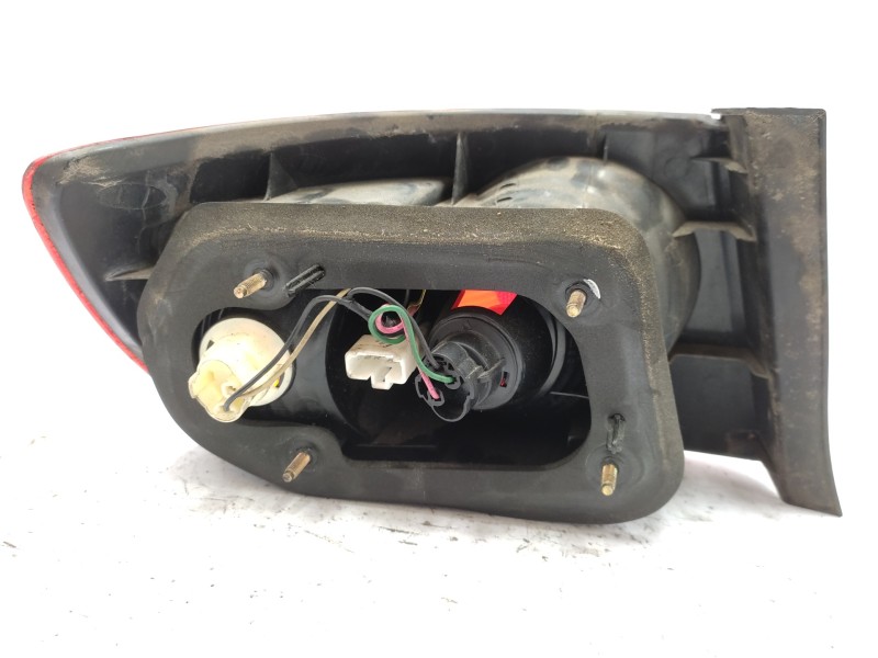 Piloto Trasero Derecho 924022d210  - Hyundai Elantra (xd) 2.0 Crdi Cat 2
