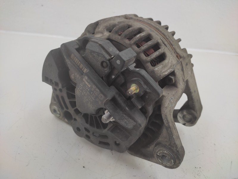Alternador 13143128 0124425010  - Opel Corsa C Comfort 3