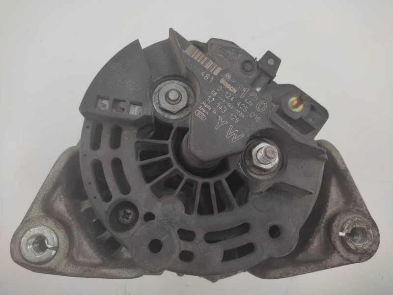 Alternador 13143128 0124425010  - Opel Corsa C Comfort 4