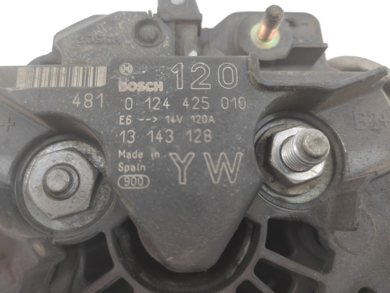 Alternador 13143128 0124425010  - Opel Corsa C Comfort 5