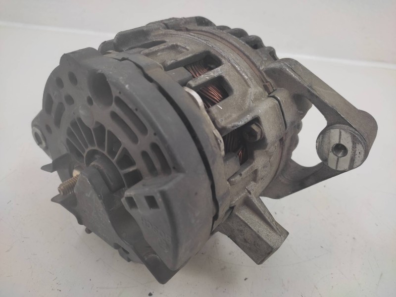 Alternador 90589566 0124225009  - Opel Astra G Berlina Club 2
