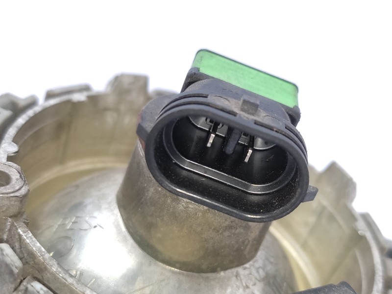 Faro Antiniebla Derecho 30698630 0305075002  - Volvo V50 Familiar 2.0 Momentum 3