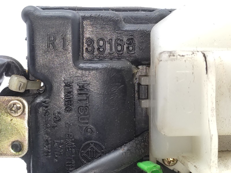 Cerradura Puerta Delantera Derecha 6903020560  - Toyota Celica (t20) 2.0 Gt 5