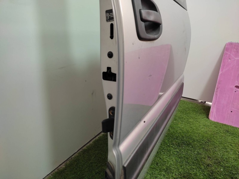 Puerta Lateral Corredera Izquierda 124209  - Opel Sintra Gls 5