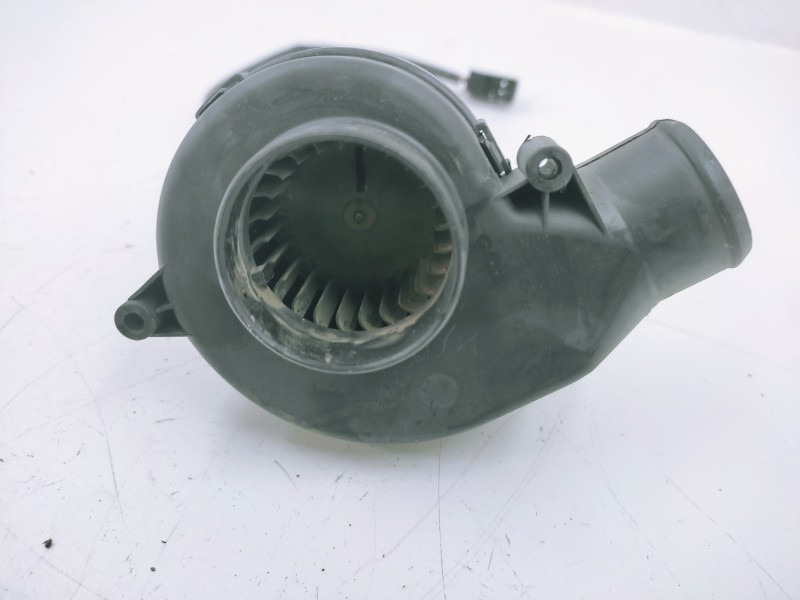 Recambio de ventilador calefaccion para mercedes-benz clase m (w163) 2.7 cdi 20v cat referencia OEM IAM A1298300608 013002828 