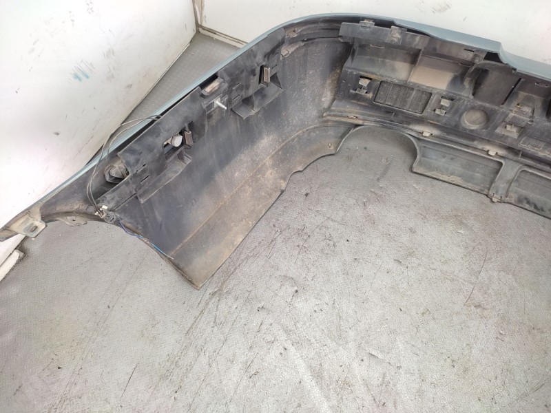 Recambio de paragolpes trasero para volvo v40 station wagon (645) 1.6 referencia OEM IAM 30899313  