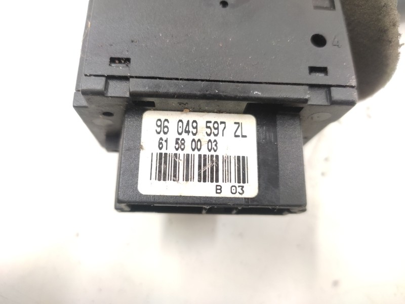 Mando Limpia 96049597zl 61580003  - Citroën Saxo 1.0 2