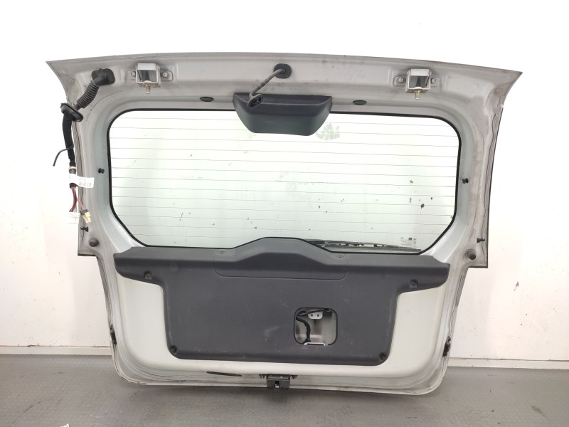 Porton Trasero 737001c210  - Hyundai Getz (tb) 1.1 Básico 5