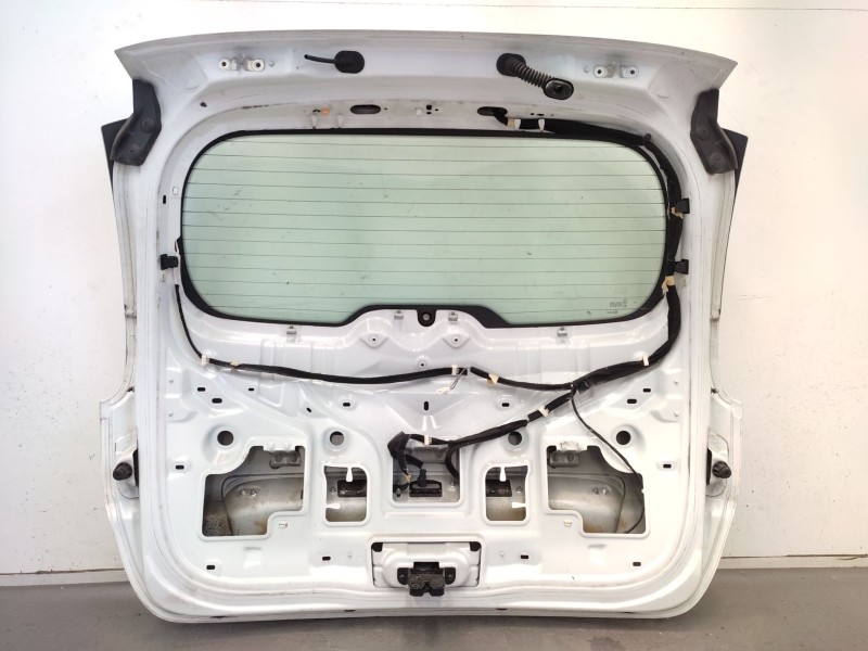 Recambio de porton trasero para renault scenic iii grand dynamique referencia OEM IAM 901006104R  