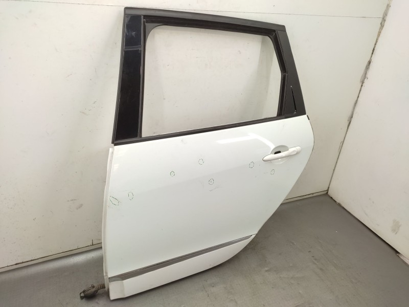 Recambio de puerta trasera izquierda para renault scenic iii grand dynamique referencia OEM IAM 821019679R  