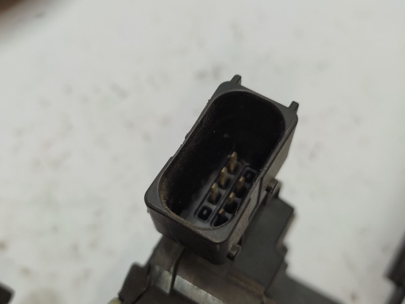 Recambio de cerradura maletero / porton para peugeot bipper (aa_) 1.4 hdi referencia OEM IAM 1355028080 8726X7 