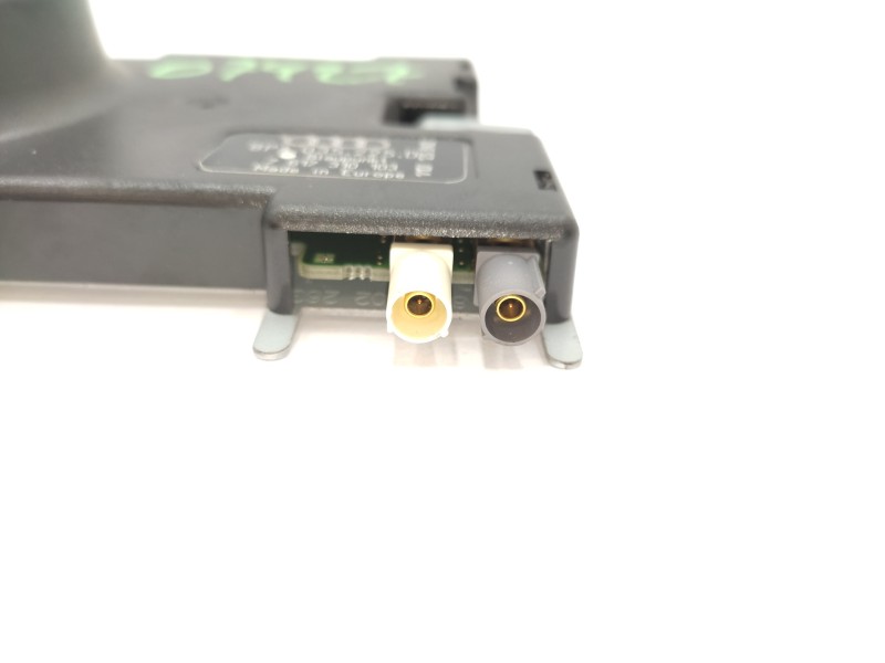 Amplificador Antena 8p4035225d 7617310103  - Audi A3 (8p) 1.6 Tdi Ambiente 9