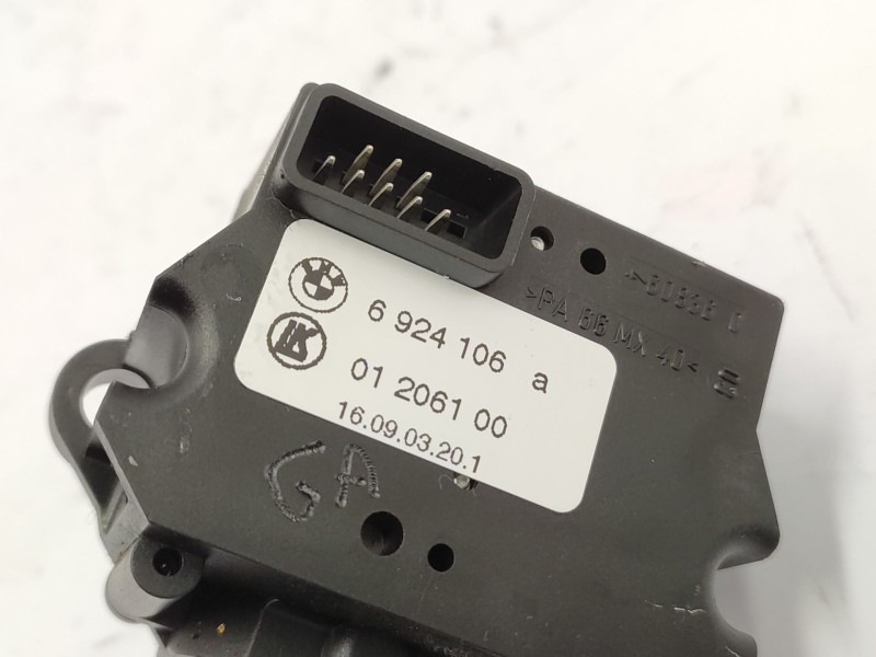 Mando Limpia 6924106 61316924106  - Bmw 5 (e60) 520 I 3