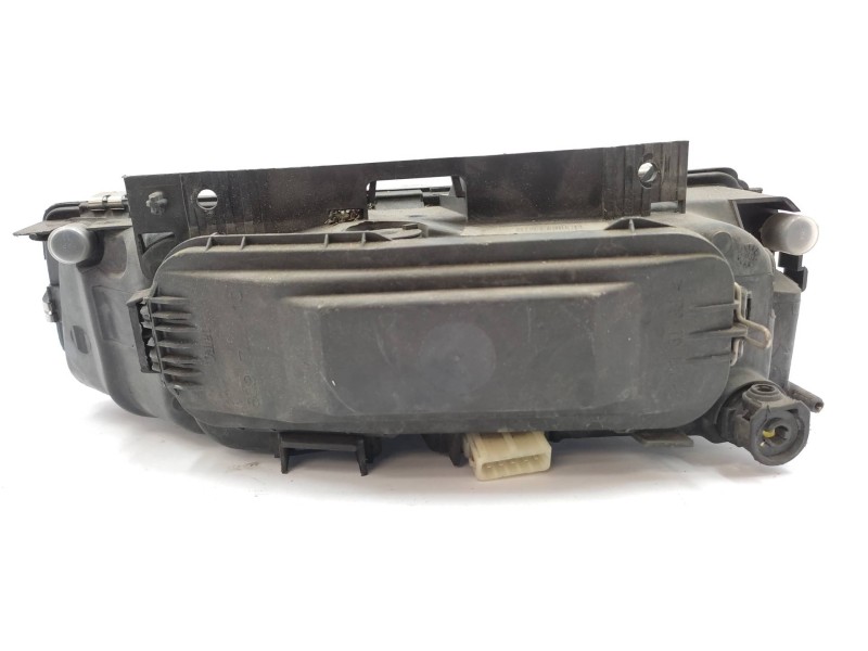 Faro Derecho 95667948 085083  - Citroën Xantia Berlina 1.9 D X 2