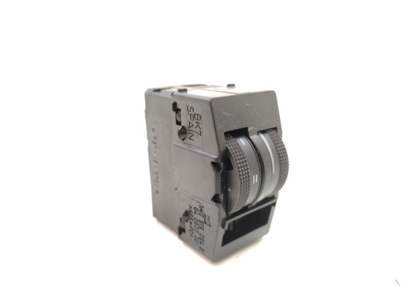 Recambio de mando multifuncion para seat leon (1m1) 1.4 16v referencia OEM IAM 1M0919094B 04052230 
