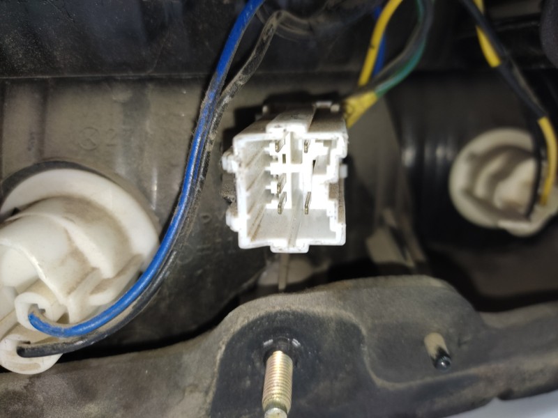 Piloto Trasero Derecho 9240227510  - Hyundai Coupe (rd) 1.6 16v Cat 2