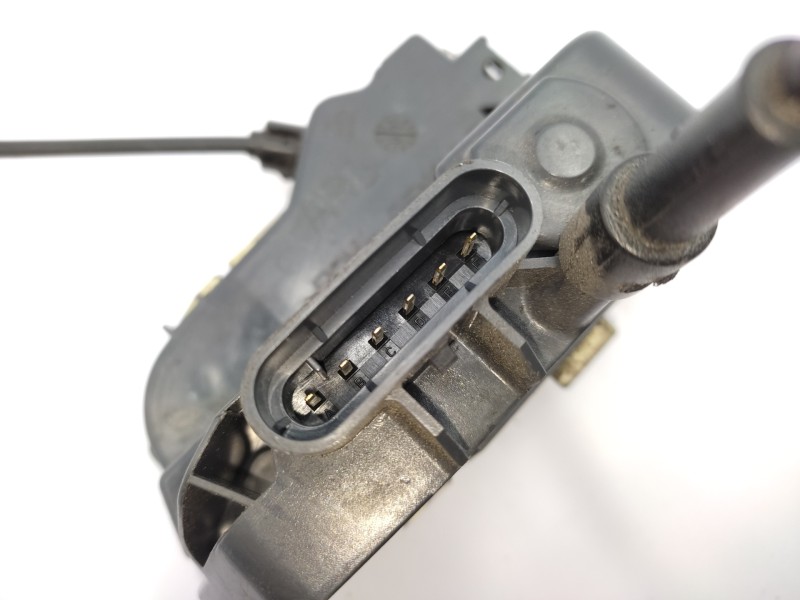 Recambio de cerradura puerta trasera izquierda para renault megane ii familiar 1.4 16v referencia OEM IAM   