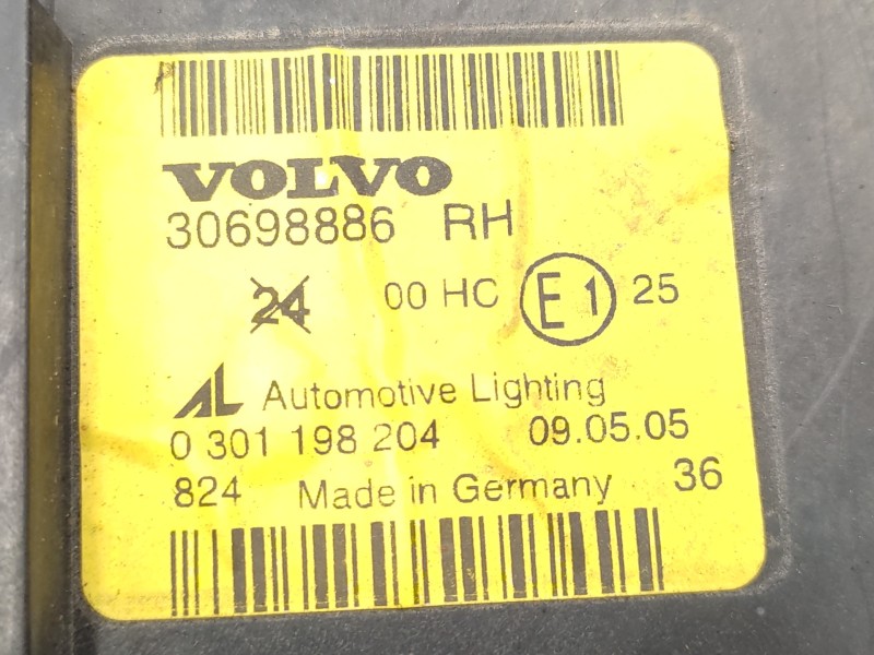 Faro Derecho 30698886 0301198204  - Volvo V50 Familiar 1.6 Diesel Cat 2