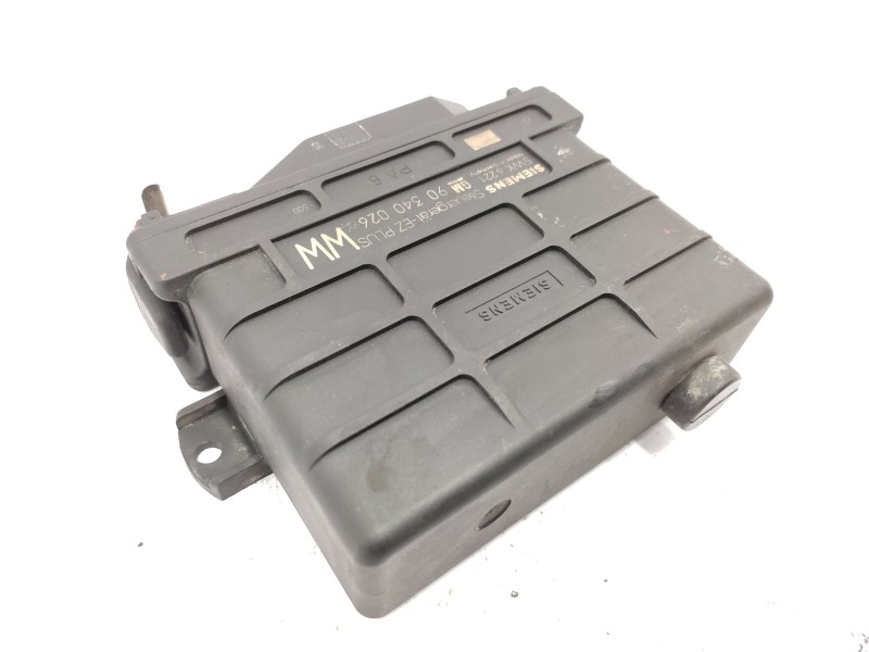 Centralita Motor Uce 90340026 5wk6221  - Opel Kadett E Gls Berlina 2