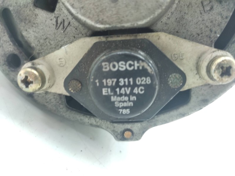 Alternador 0120489490 4173165  - Volvo Serie 440 2.0i Gle 4