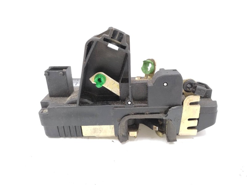 Cerradura Puerta Trasera Izquierda 90503995  - Opel Vectra B Berlina 1.6 3