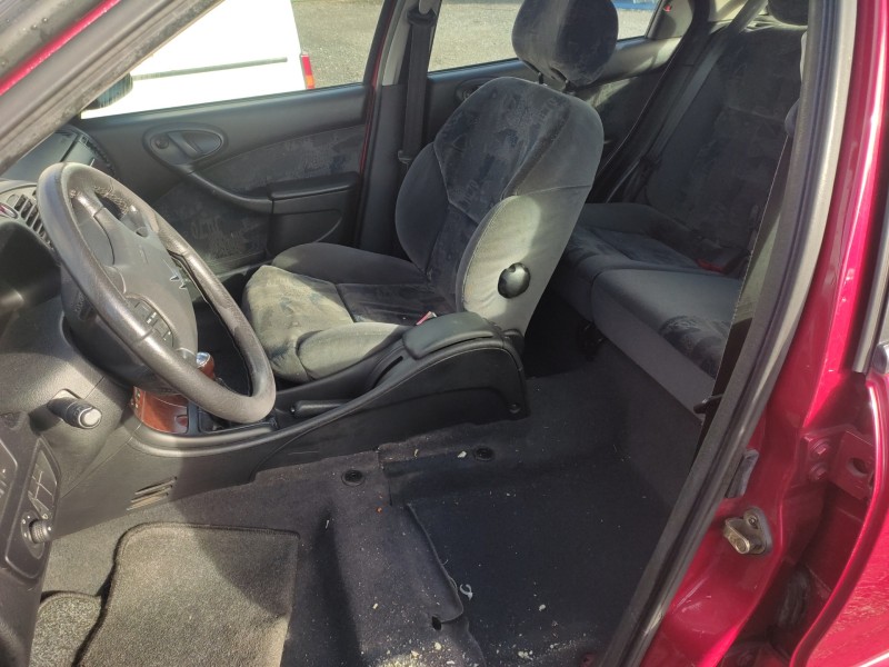 citroën xsara berlina del año 2001